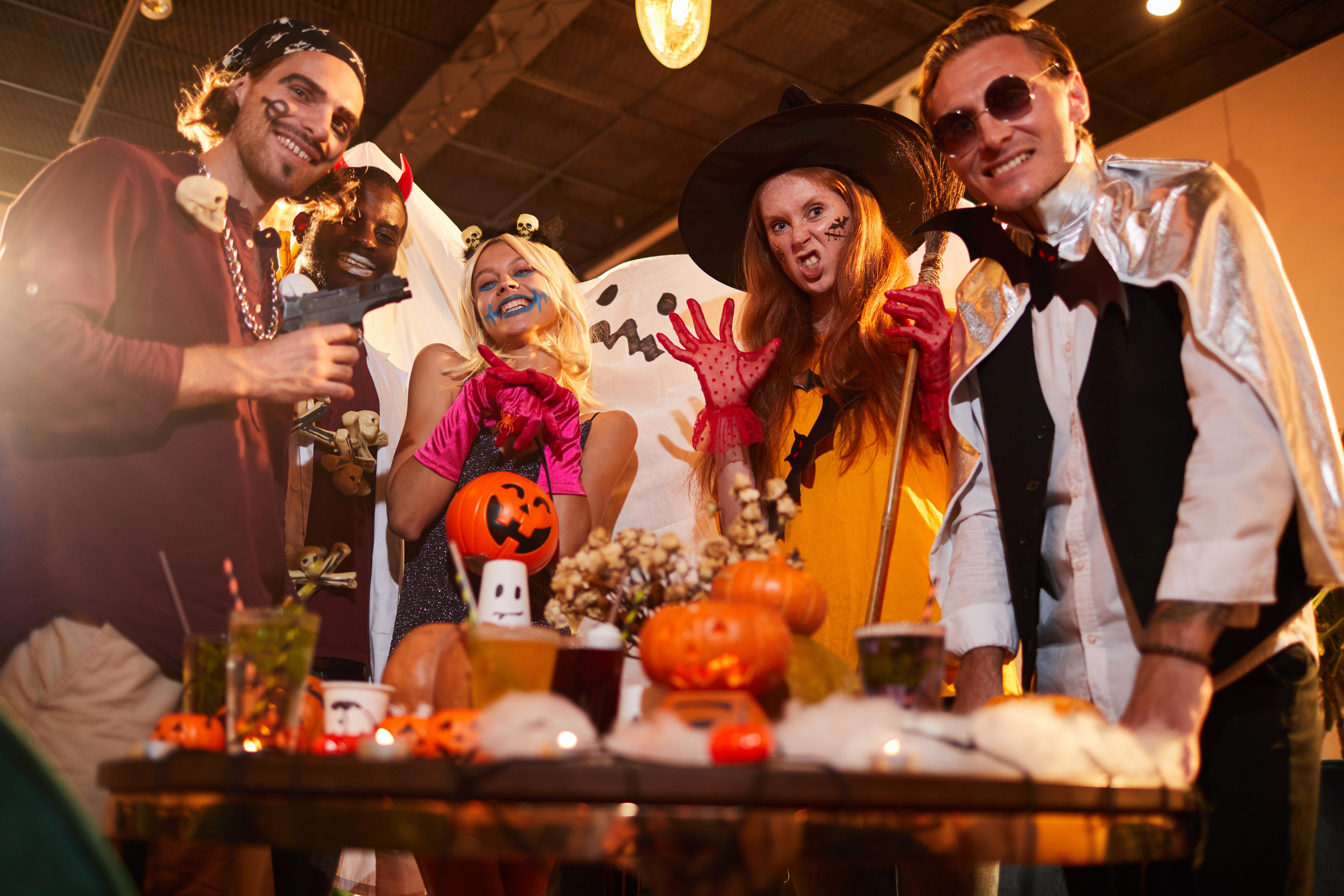 Phone Tap: Big Rick the Halloween Helper — Decatur Community news